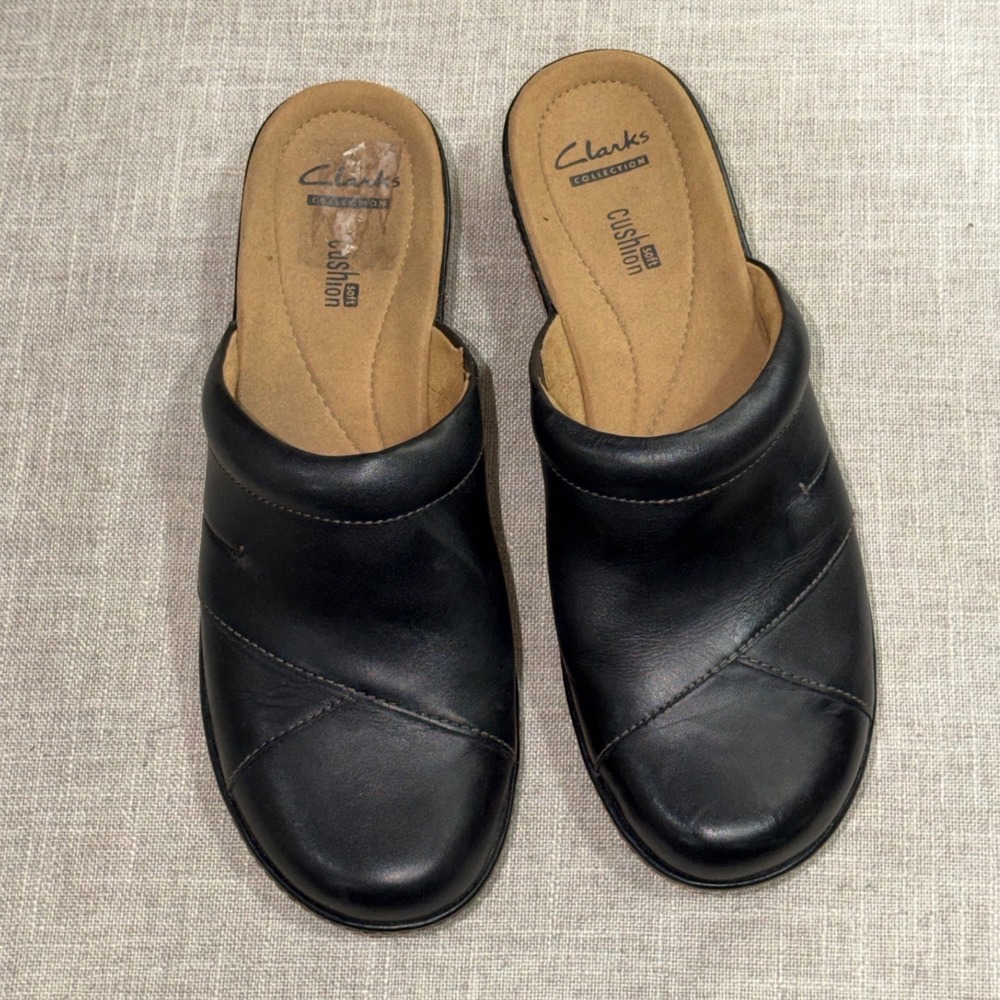 Clarks Collection Cushion Soft Black Leather Clogs Mules Wood Grain Heel Studded